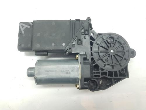 Right front window motor VW GOLF IV (1J1) 1.8 T | BP9858725E20 