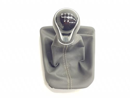 Used Shift knob SEAT IBIZA V (KJ1, KJG) 1.0 MPi (80 hp) 28412493