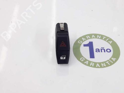 Used Warning switch BMW 5 (E60) 525 d (177 hp) 13096257
