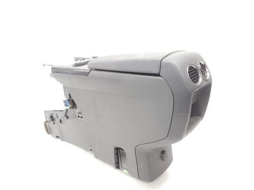 Used Armrest / Center console PEUGEOT 3008 I MPV (0U_) 1.6 HDi (109 hp) 16238341