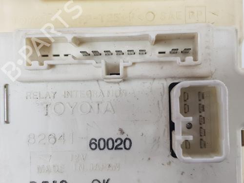 Fuse box TOYOTA LAND CRUISER 90 (_J9_) 3.0 TD (KZJ90_, KZJ95_, KZJ90R, KZJ95R, KZJ90W, KZJ95W) | BP21003958E1 