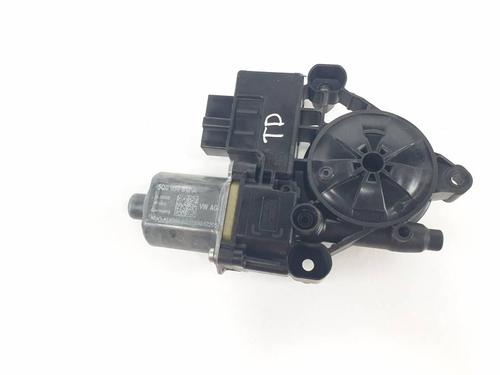 right-rear-window-motor-seat-leon-st-5f8-2012-2013-2014-2015-2016-2017-2018-2019-2020-39070078 main image