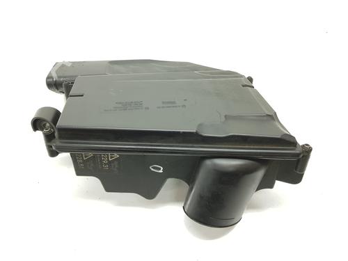 Used Air filter box MERCEDES-BENZ R-CLASS (W251, V251) R 280 CDI 4-matic (251.020) (190 hp) 18102045