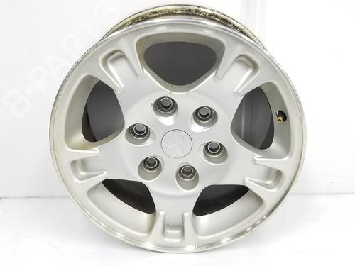 Used Rim MITSUBISHI PAJERO III (V7_W, V6_W) 3.2 Di-D (V68W, V78W) (165 hp) 9223317