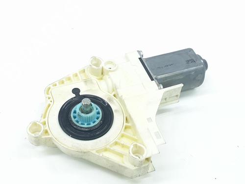 Used Left rear window motor LAND ROVER RANGE ROVER SPORT I (L320) 3.6 D 4x4 (272 hp) 16963502