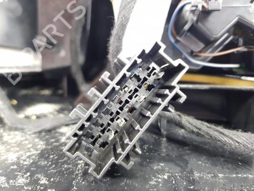 Armrest / Center console MERCEDES-BENZ M-CLASS (W164) ML 350 CDI 4-matic (164.125, 164.124) | BP16839853I20 