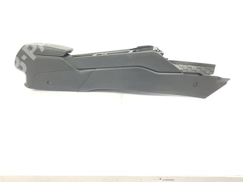 Used Armrest / Center console Armrest / Center console SEAT LEON (KL1, KLG) [2019-2026] 9714639 9714639
