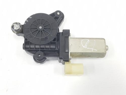 Rudehejsemotor bagstkærm højre BMW 1 (F20) 116 d (116 hp) 10329857