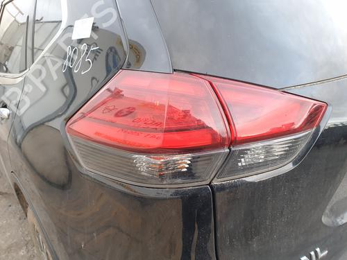 Forskærm Højre NISSAN X-TRAIL III (T32_, T32R, T32RR) 2.0 dCi ALL MODE 4x4-i (NT32) | BP22781818C42 