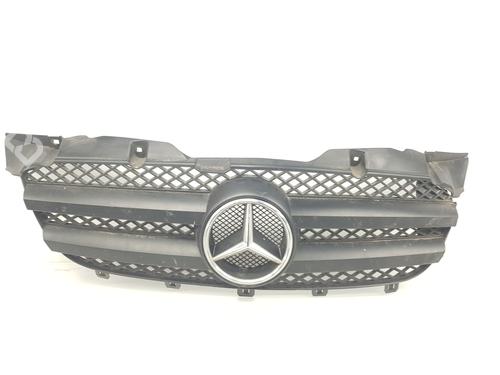 Used Grille MERCEDES-BENZ SPRINTER 3,5-t Van (B906) 311 CDI (906.631, 906.633, 906.635, 906.637) (109 hp) 16564760
