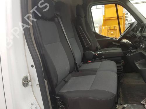 Left front fog light RENAULT MASTER III Van (FV) | BP38929947C30 - Image 9