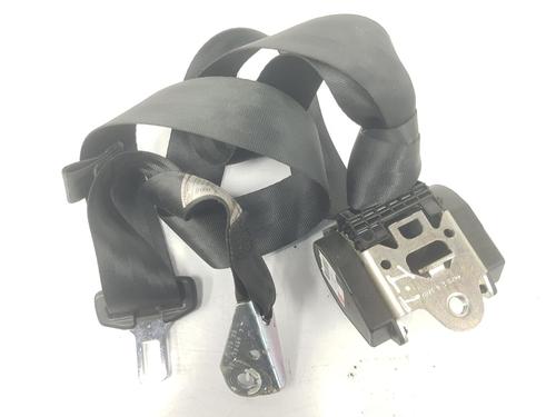 Used Rear left seatbelt VW GOLF VI (5K1) 1.4 TSI (122 hp) 8898126