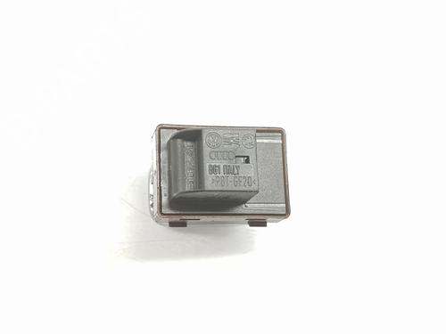 Switch AUDI Q5 (8RB) 3.0 TDI quattro | BP11033957I30 