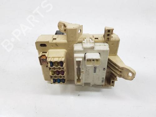 Used Fuse box Fuse box TOYOTA LAND CRUISER 90 (_J9_) 3.0 TD (KZJ90_, KZJ95_, KZJ90R, KZJ95R, KZJ90W, KZJ95W) (125 hp) 40457124 40457124