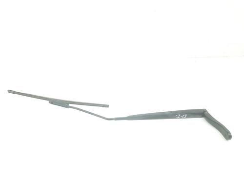 Used Front windshield wiper arm RENAULT MEGANE III Grandtour (KZ0/1) 1.5 dCi (KZ09, KZ0D, KZ1G, KZ29, KZ14, KZ1W, KZ10, KZ1F,... (110 hp) 17754482