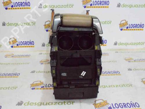 Armrest / Center console LAND ROVER RANGE ROVER SPORT I (L320) 2.7 D 4x4 | BP7893862I20 