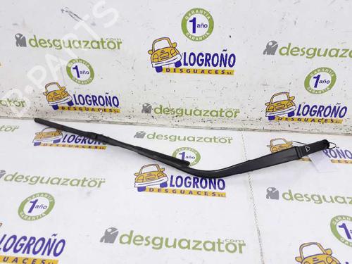 Front windshield wiper arm MITSUBISHI OUTLANDER II (CW_W) 2.2 DI-D 4WD 8250A172 | 8250A172 |