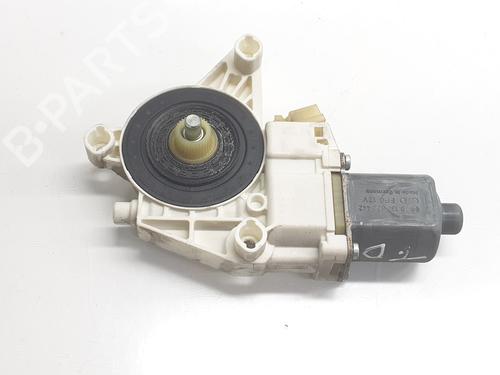 Used Left rear window motor MERCEDES-BENZ C-CLASS (W204) C 320 CDI (204.022) (224 hp) 24125520