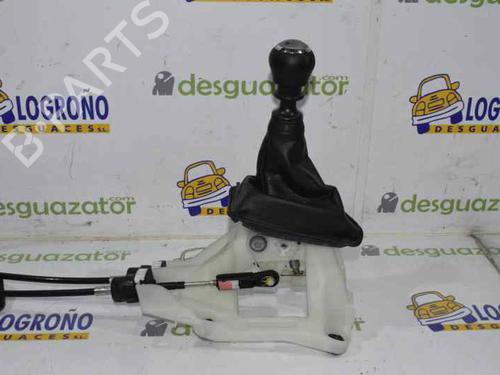 Gear lever TOYOTA RAV 4 IV (_A4_) 2.2 D 4WD (ALA49) | BP8423340M90 