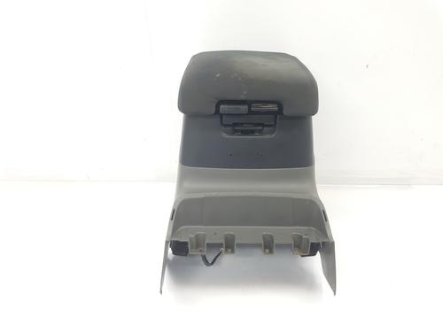 Armrest / Center console MITSUBISHI PAJERO III (V7_W, V6_W) 3.2 Di-D (V68W, V78W) | BP13820831I20 