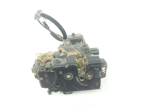 Used Rear left lock VW PASSAT B5.5 (3B3) 1.9 TDI (130 hp) 10014036