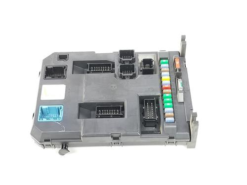 Used Fuse box CITROËN C3 Picasso (SH_) 1.2 THP 110 (SHHNZ6) (110 hp) 9209779