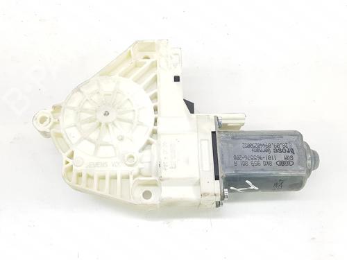 Left front window motor AUDI A4 B8 Avant (8K5) 3.0 TDI quattro | BP5398824E21 