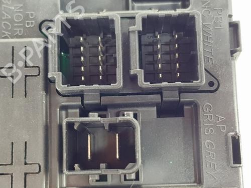 Fuse box PEUGEOT 3008 I MPV (0U_) 2.0 HDi 150 / BlueHDi 150 | BP29011247E1 