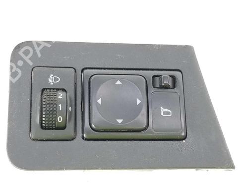 Used Mirror switch NISSAN NV200 / EVALIA Bus 1.5 dCi 85 (M20, M20M, M20K, M20KK) (86 hp) 8064858