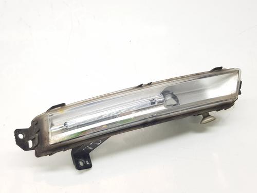 Used Right front fog light Right front fog light 37429973 37429973
