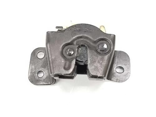 Used Tailgate lock HYUNDAI TUCSON (JM) 2.0 (141 hp) 6904754