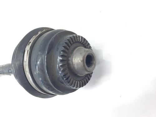 Left front driveshaft BMW X4 (F26) xDrive 20 d | BP37688650M38 - Image 2
