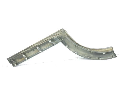 Modanatura parafango posteriore sinistro LAND ROVER DISCOVERY III (L319) 2.7 TD 4x4 | BP12985565C136 