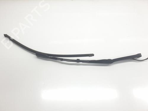 Used Front windshield wiper arm OPEL ASTRA L Sports Tourer (O5) 1.2 (FRHNPJ) (110 hp) 24314596