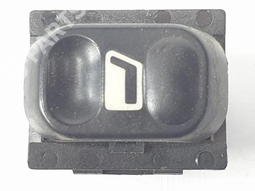 Used Right front window switch Right front window switch CITROËN BERLINGO / BERLINGO FIRST MPV (MF_, GJK_, GFK_) 1.6 HDI 75 (MF9HW, GJ9HWC, GF9HWC, GN9HWC) (75 hp) 9517598 9517598