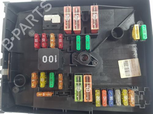 Boîte à Fusibles SKODA SUPERB II Estate (3T5) 2.0 TDI 16V | BP29813945E1 