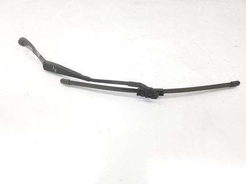 Used Front windshield wiper arm MERCEDES-BENZ C-CLASS (W204) C 220 CDI (204.008) (170 hp) 11173962