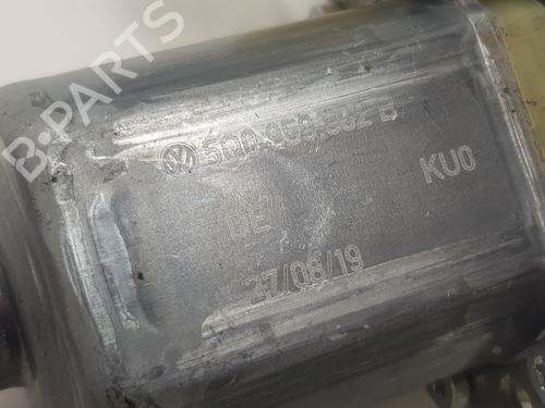 Right front window motor SKODA KAROQ (NU7, ND7) 1.5 TSI | BP20196308E20 