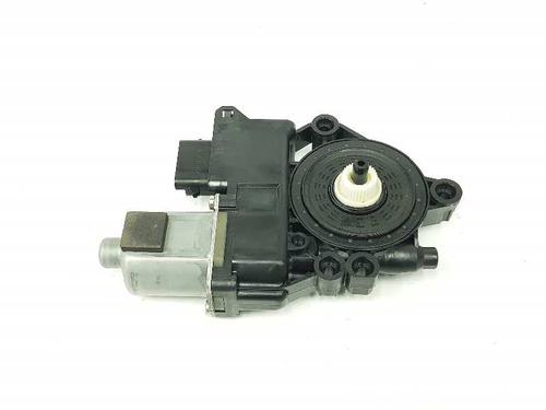 Rudehejsemotor bagstkærm højre HYUNDAI i40 I (VF) 1.7 CRDi (116 hp) 9314370