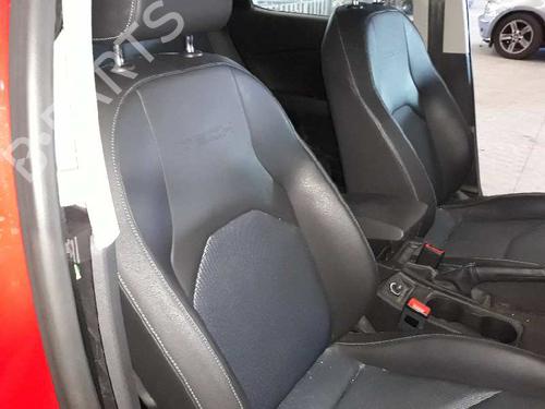 Injection rail SEAT LEON (5F1) 1.6 TDI | BP4204923M98 