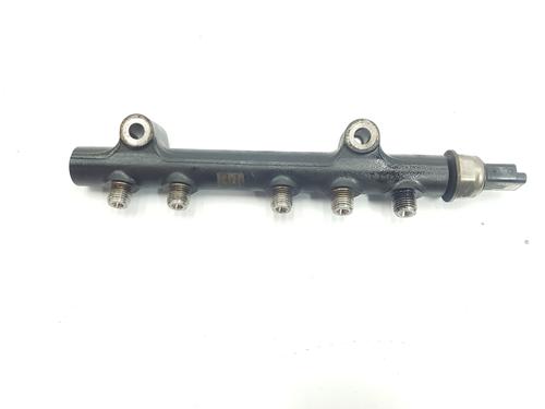 Used Injection rail PEUGEOT 5008 (0U_, 0E_) 1.6 HDi (112 hp) 9966654