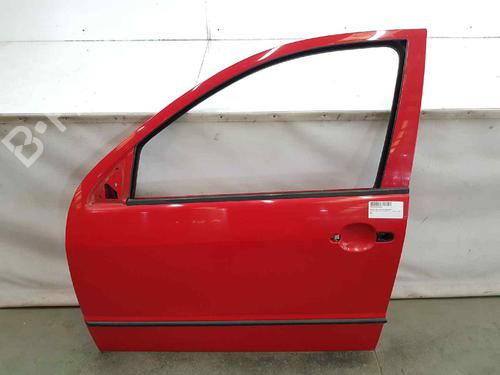 Porta frente esquerda SKODA FABIA I (6Y2) 1.4 (68 hp) 6Y0831055 | 6Y0831055 | 6Y0831055 | COLOR ROJO |