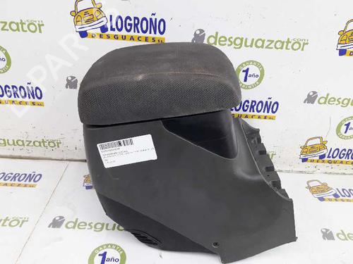 Used Armrest / Center console MITSUBISHI PAJERO III (V7_W, V6_W) 3.2 Di-D (V68W, V78W) (165 hp) 7895851