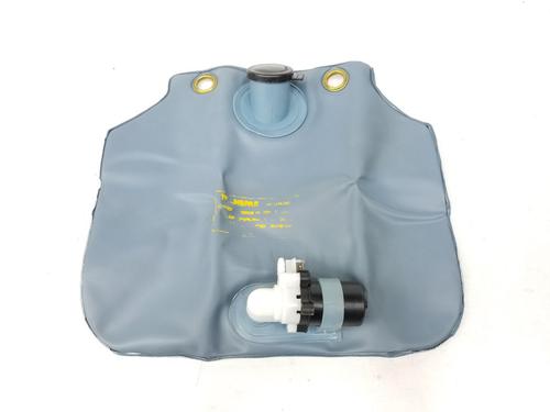 Used Windscreen washer tank Windscreen washer tank SUZUKI SAMURAI Closed Off-Road Vehicle (SJ_) 1.3 (SJ 413) (71 hp) 9745323 9745323