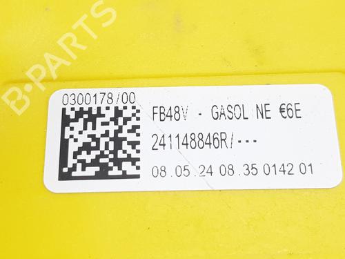 Fuse box DACIA DUSTER (PYM_, PYN_) 1.2 TCe 130 | BP37521358E1 - Image 4
