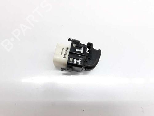 Left rear window switch MITSUBISHI PAJERO III (V7_W, V6_W) 3.2 Di-D (V68W, V78W) | BP6597484I29 