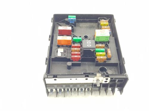 Fuse box VW TOURAN (1T1, 1T2) 1.9 TDI | BP27653533E1 