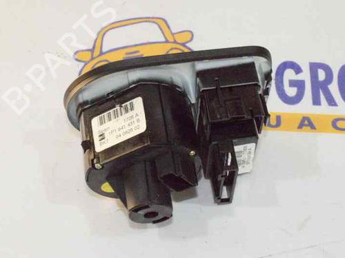 Headlight switch SEAT LEON (1P1) 2.0 TDI | BP1363071I24 