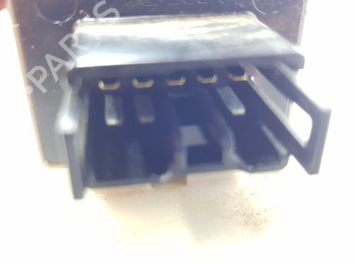 Fuse box TOYOTA LAND CRUISER PRADO (_J12_) 3.0 D-4D (KDJ120, KDJ125) | BP13216933E1 