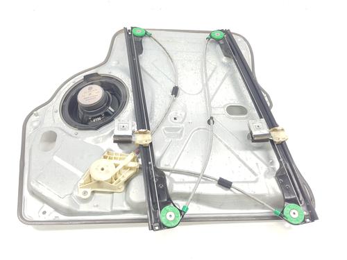 BP30682164C23 main image